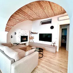 https://larco-sul-lago-gold-apartment.it-lombardy.com